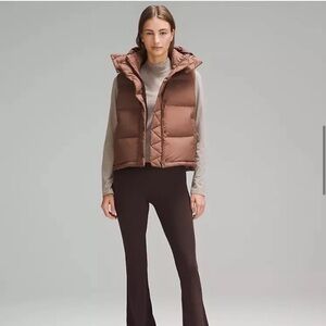 Lululemon NWOT Wunder Puff Cropped Vest
Colour Roasted Brown size 6
